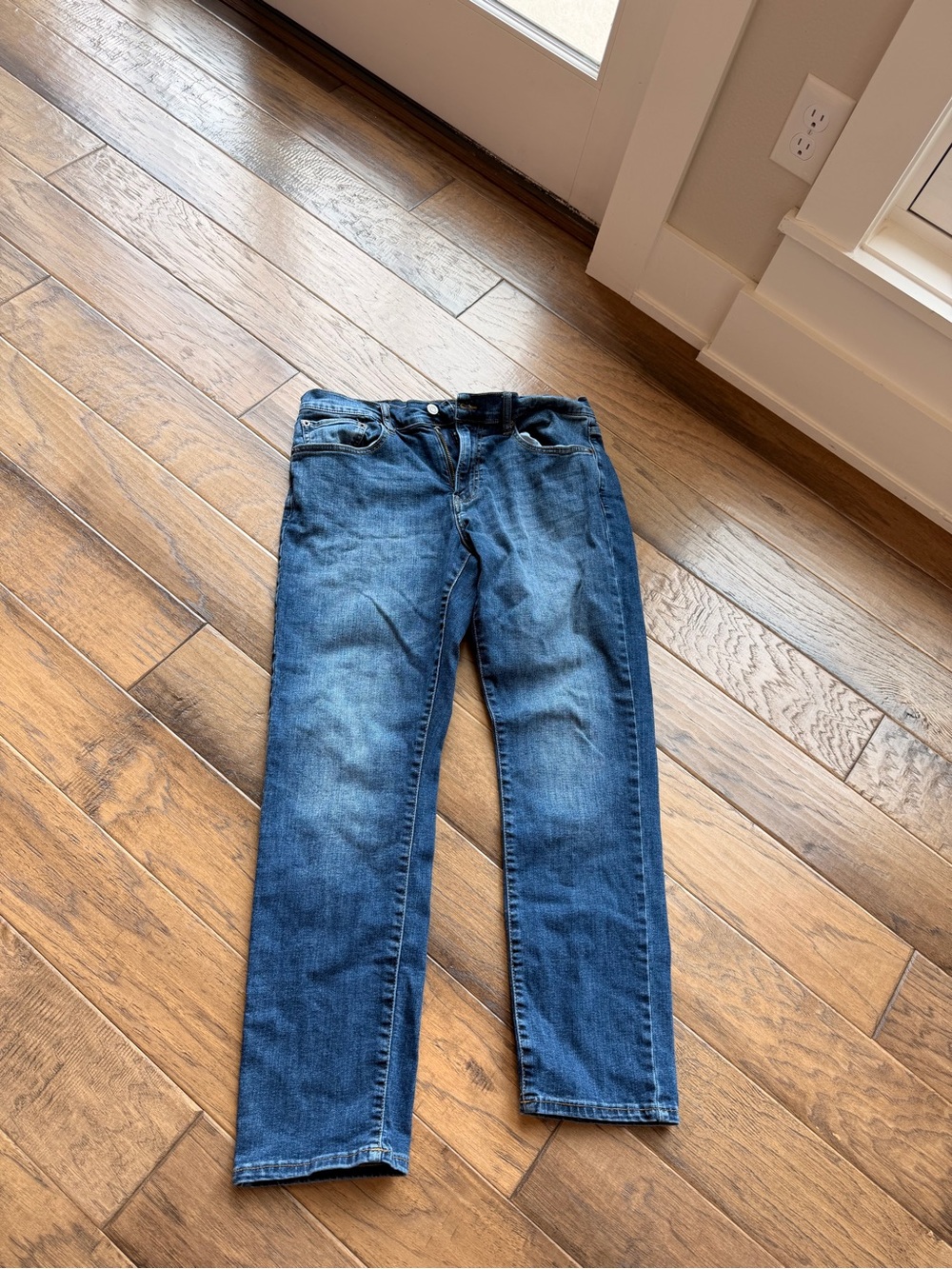 Lucky Brand Men's Slim Jeans in Medium Blue Wash